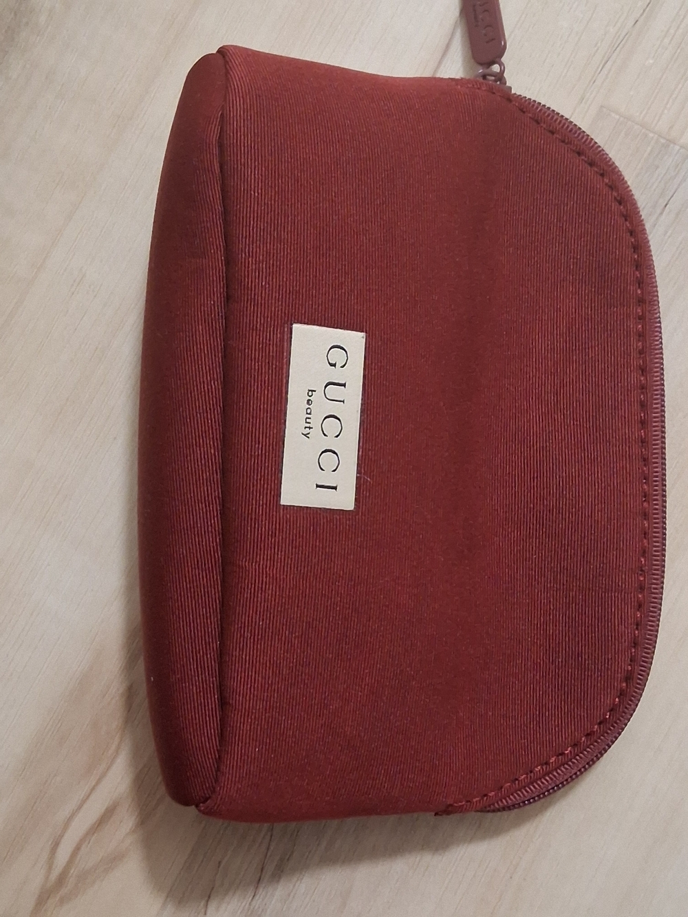 Gucci Beauty Maroon Cosmetic Pouch/GWP